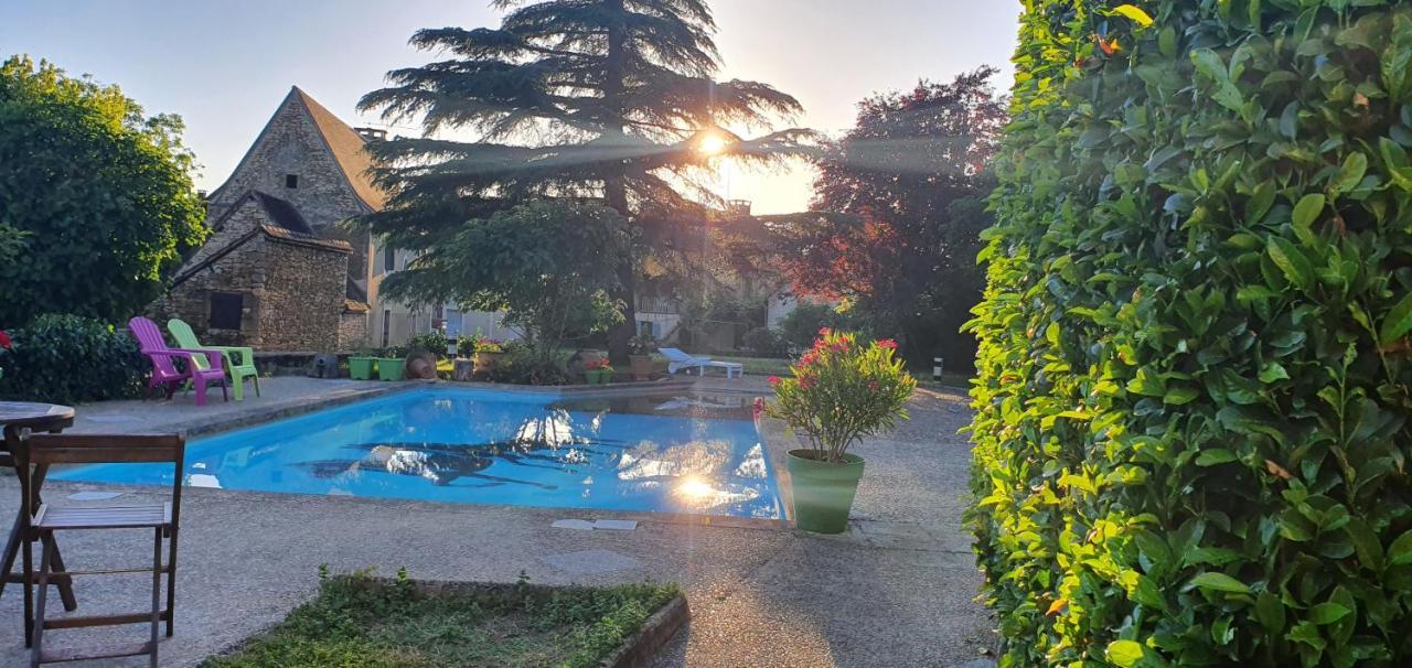 Auberge Du Relais D Auniac Hotel Bar Restaurant Piscine Anglars-Nozac Εξωτερικό φωτογραφία