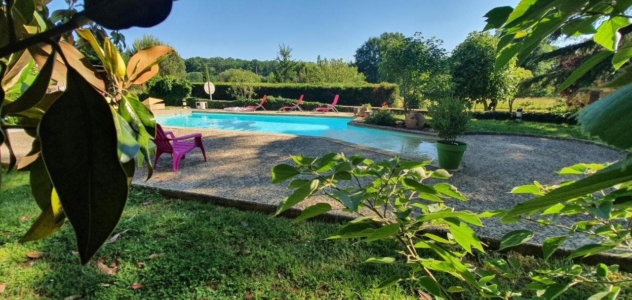 Auberge Du Relais D Auniac Hotel Bar Restaurant Piscine Anglars-Nozac Εξωτερικό φωτογραφία