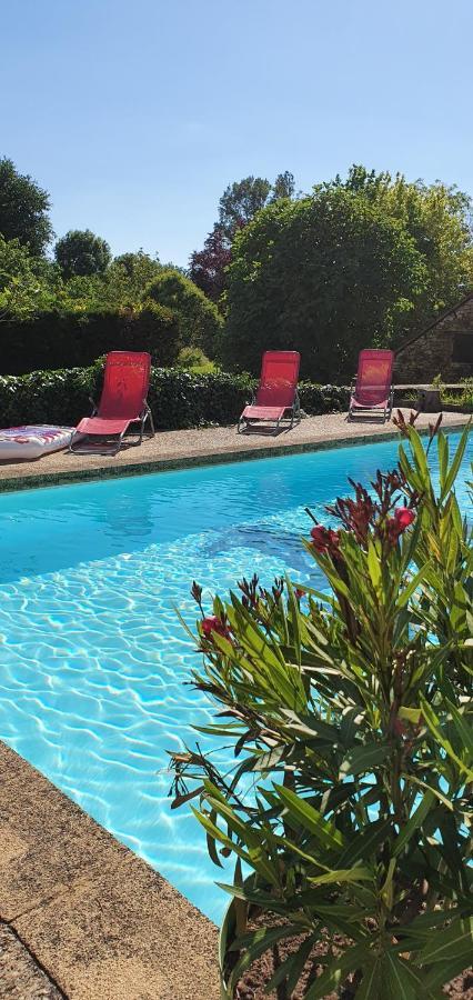 Auberge Du Relais D Auniac Hotel Bar Restaurant Piscine Anglars-Nozac Εξωτερικό φωτογραφία