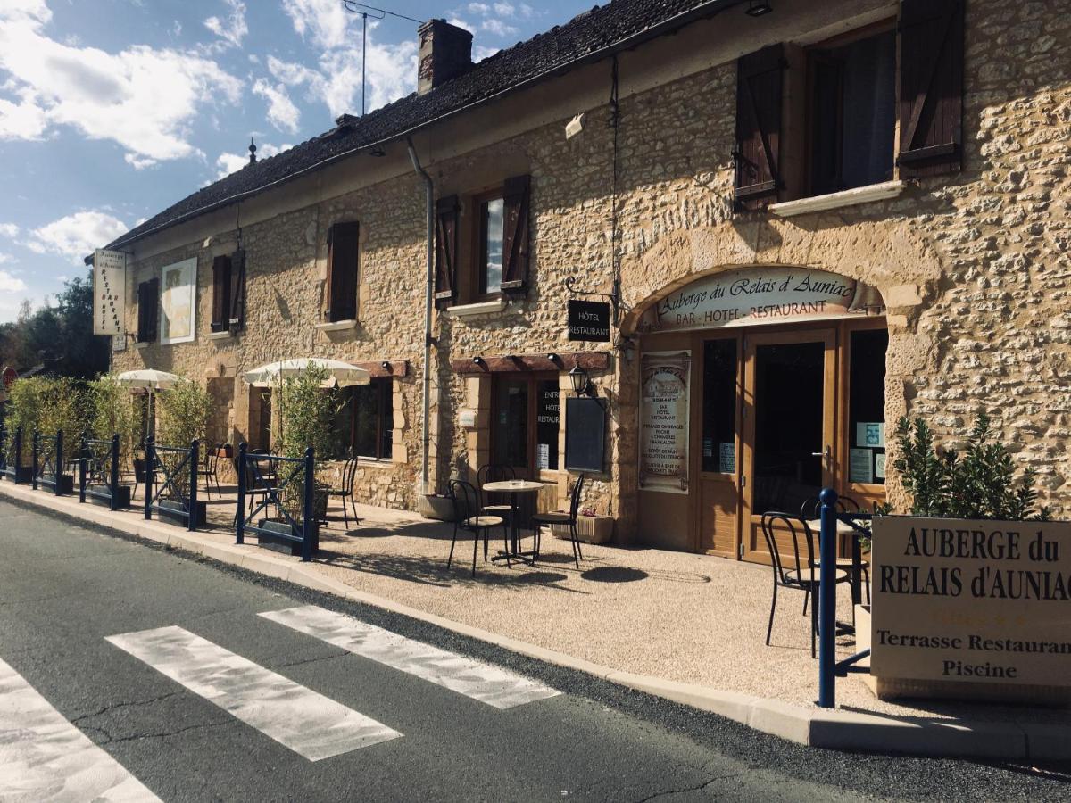Auberge Du Relais D Auniac Hotel Bar Restaurant Piscine Anglars-Nozac Εξωτερικό φωτογραφία