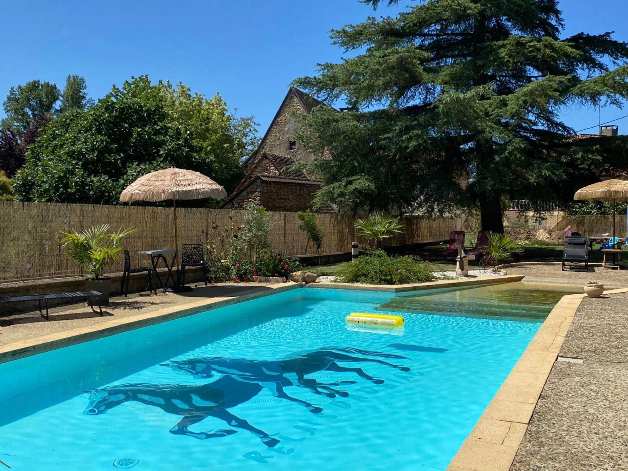 Auberge Du Relais D Auniac Hotel Bar Restaurant Piscine Anglars-Nozac Εξωτερικό φωτογραφία